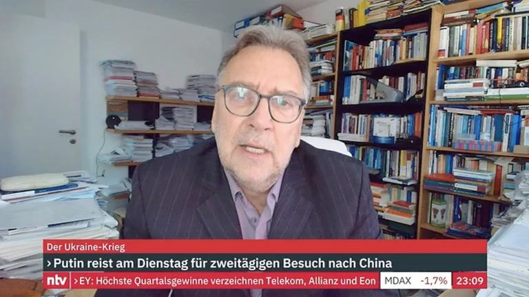 Dr. Frank Umbach im Interview mit n-tv