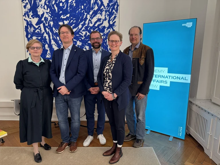 Das sino-russische Bündnis und die Rückkehr der Machtblöcke: Maos und Stalins lange Schatten?