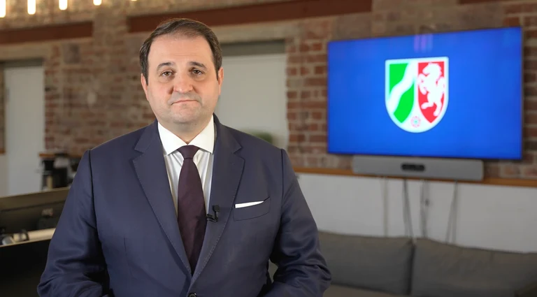 Bildschirmfoto 2025-11-13 um 12.06.35.webp