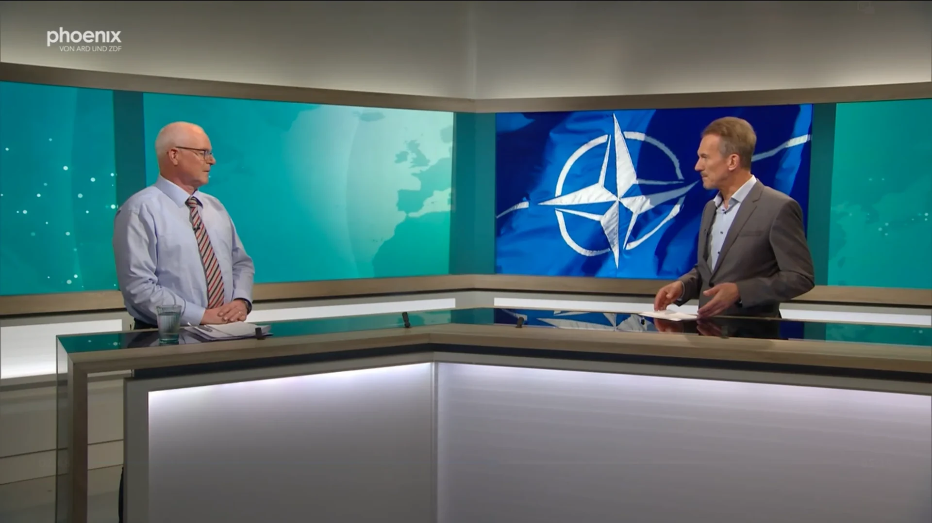 Prof. Dr. Heinemann-Grüder live on Phoenix on September 11th.