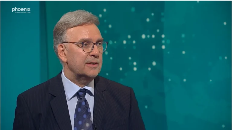 Prof. Dr. Frank Umbach at Phoenix: Iran May Not Give Up Nuclear Weapons