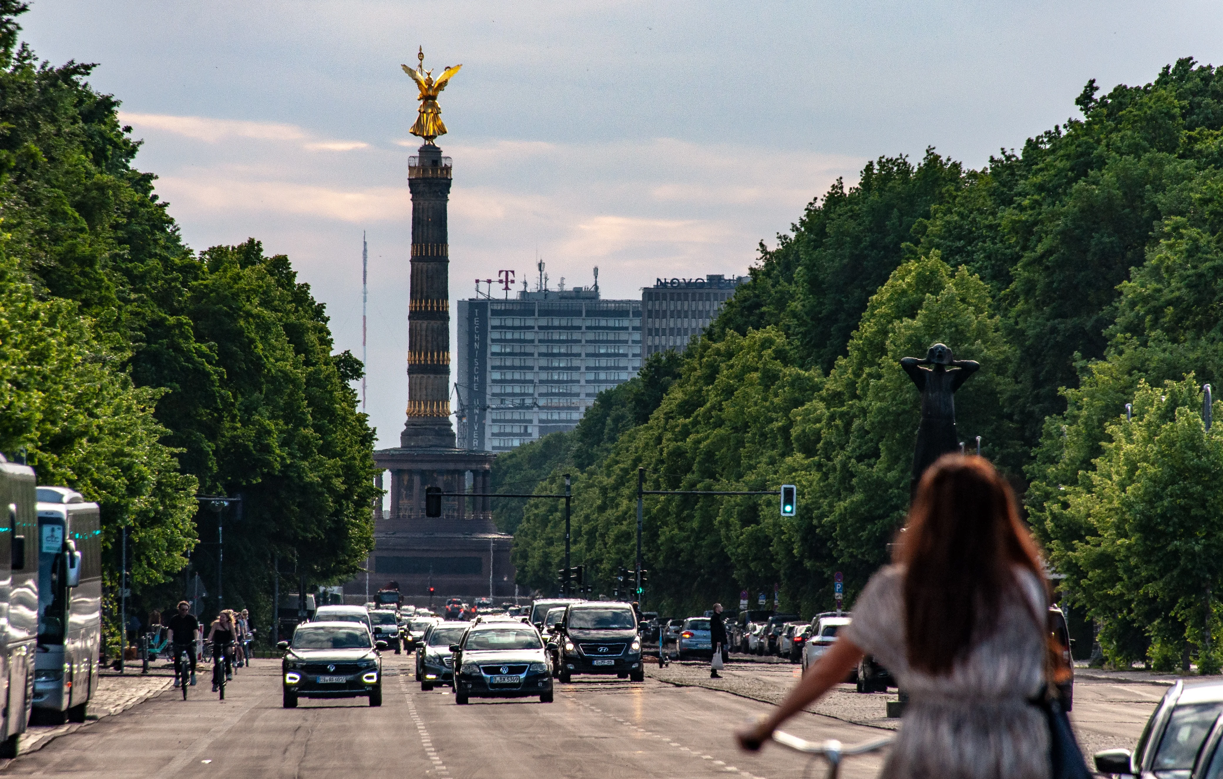 Dr. Frank Umbach on the power outage in Berlin