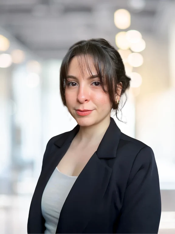 Porträt Ilayda Durkut.png