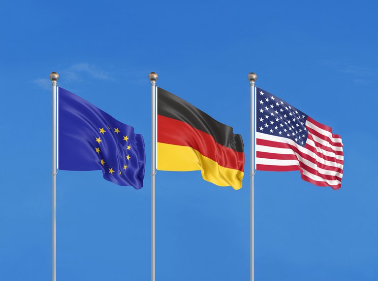 Flaggen EU DE USA .jpg