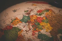 christian-lue-7dEyTJ7-8os-unsplash.webp
