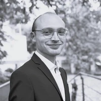 Portrait Reischert_Valentin sw.jpg